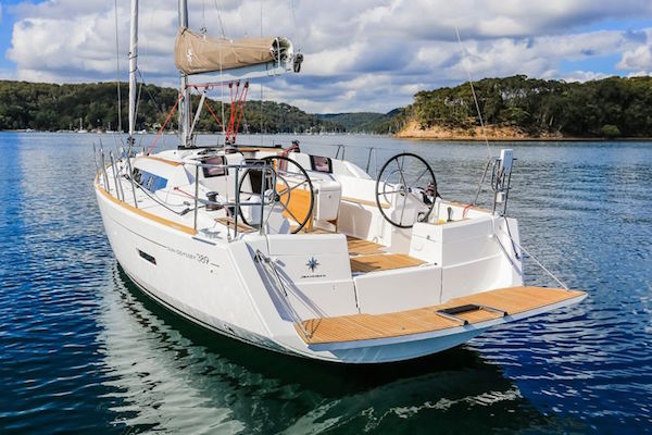 SUN ODYSSEY 389 (JEANNEAU)