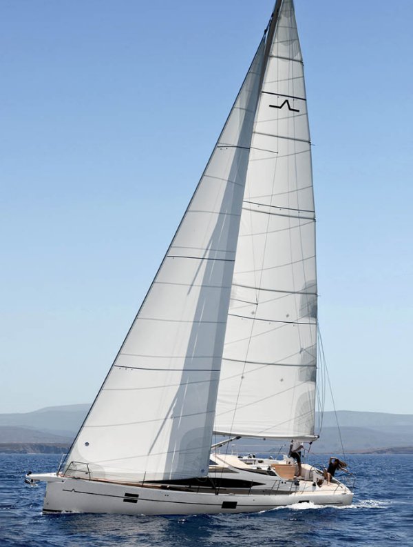 AZUREE 41